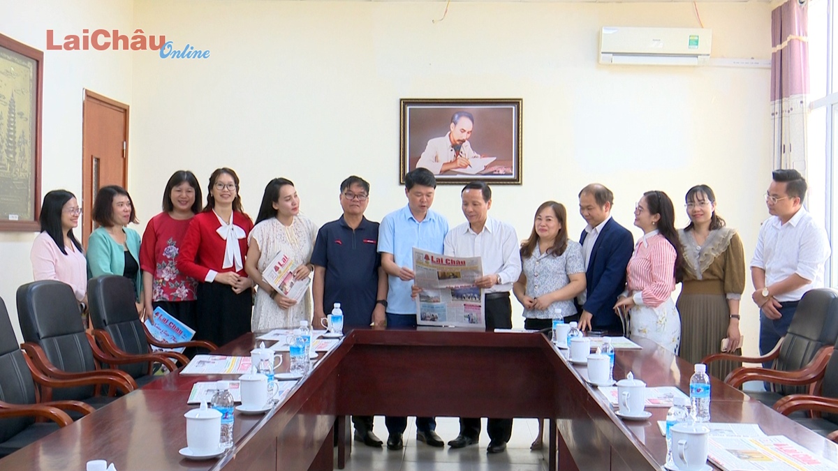 Báo Thái Nguyên thăm và trao đổi kinh nghiệm với Báo Lai Châu