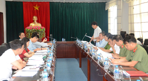 Quang cảnh buổi làm việc.
