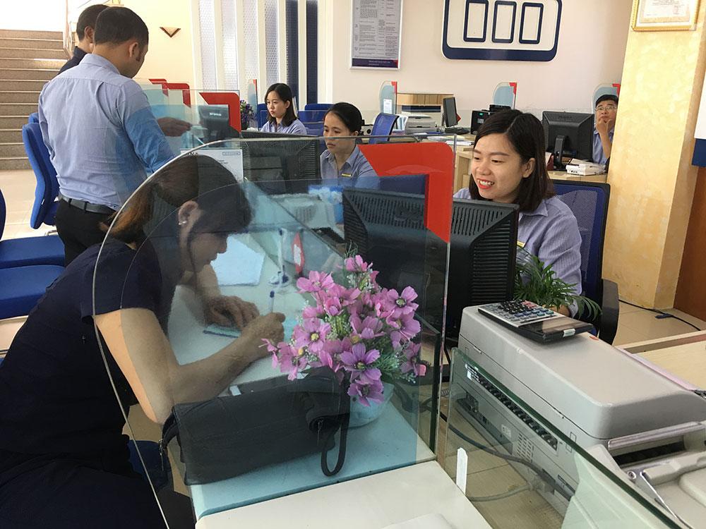 Ngân hàng Đầu tư và Phát triển - Chi nhánh Lai Châu là một trong những doanh nghiệp quan tâm, triển khai ứng dụng hiệu quả CNTT trong hoạt động. 
