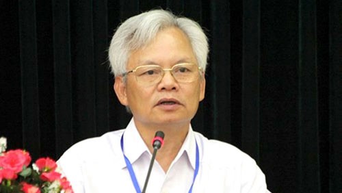 GS.TS Tạ Ngọc Tấn - Phó Chủ tịch Hội đồng lý luận Trung ương.
