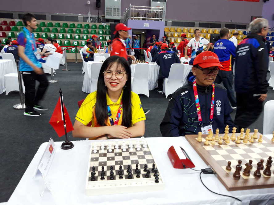 Nguyễn Thị Mỹ Linh - Kỳ thủ cờ vua người khuyết tật Việt Nam tại Asian Para Games 2018.