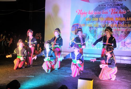 Điệu múa của người Cống ở Nậm Khao luôn thể hiện trong các ngày hội.
