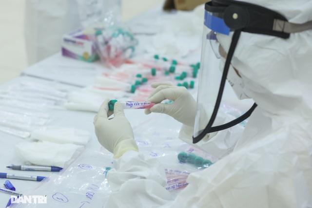 Hiện nay, tại Việt Nam đã có các công nghệ và loại sinh phẩm cho xét nghiệm tìm kháng thể và kháng nguyên. 