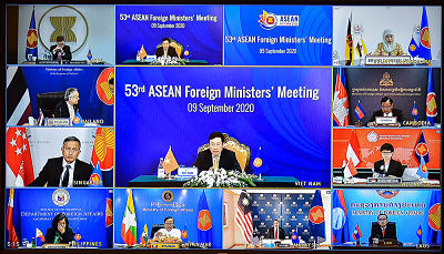 Phó Thủ tướng Phạm Bình Minh chia sẻ tại Hội nghị AMM-53 - Ảnh: VGP/Hải Minh