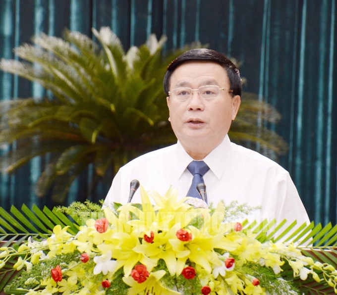 Đồng chí Nguyễn Xuân Thắng phát biểu Đề dẫn Hội thảo (Ảnh: Long Hồ/thanhuytphcm.vn)