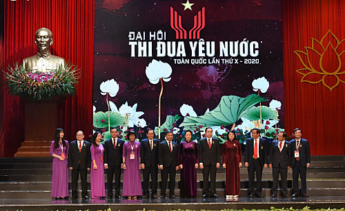 Lãnh đạo Đảng, Nhà nước chụp ảnh chung cùng các đại biểu. Ảnh: VOV