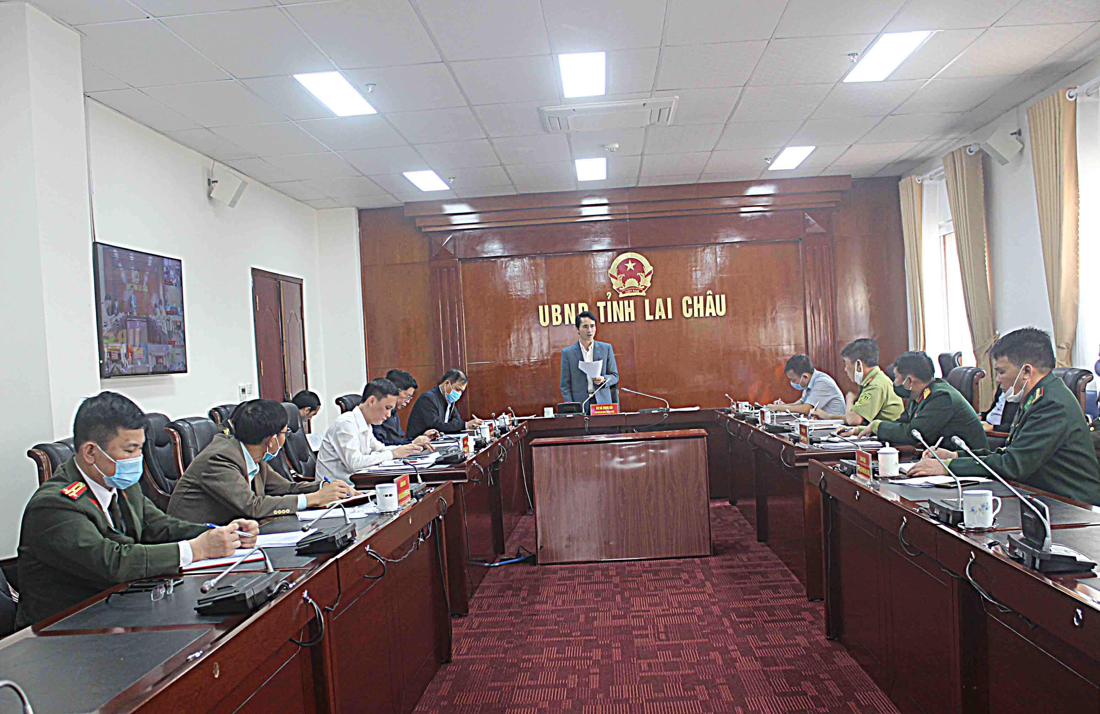 Đồng chí Hà Trọng Hải - Phó Chủ tịch UBND tỉnh, Trưởng BCĐ Chương trình Mục tiêu phát triển lâm nghiệp bền vững tỉnh phát biểu chỉ đạo Hội nghị