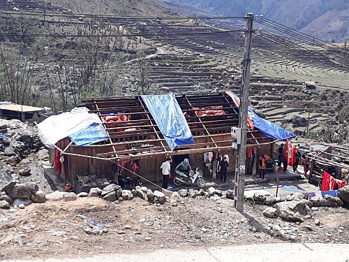 Trận mưa đá gió lốc cuối tháng 4 năm 2020 đã gây thiệt hại nặng cho người dân ở xã bản Lang, huyện Phong Thổ.