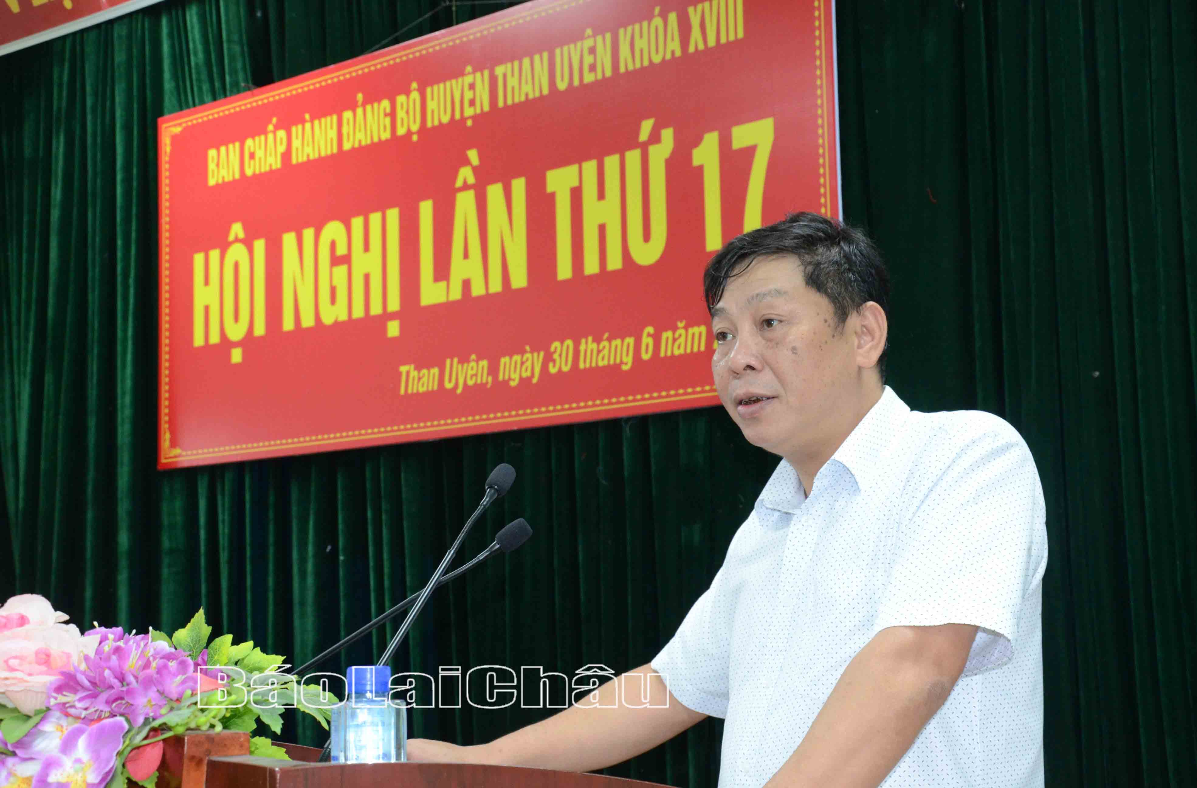 Hội nghị Ban Chấp hành Đảng bộ huyện Than Uyên lần thứ 17