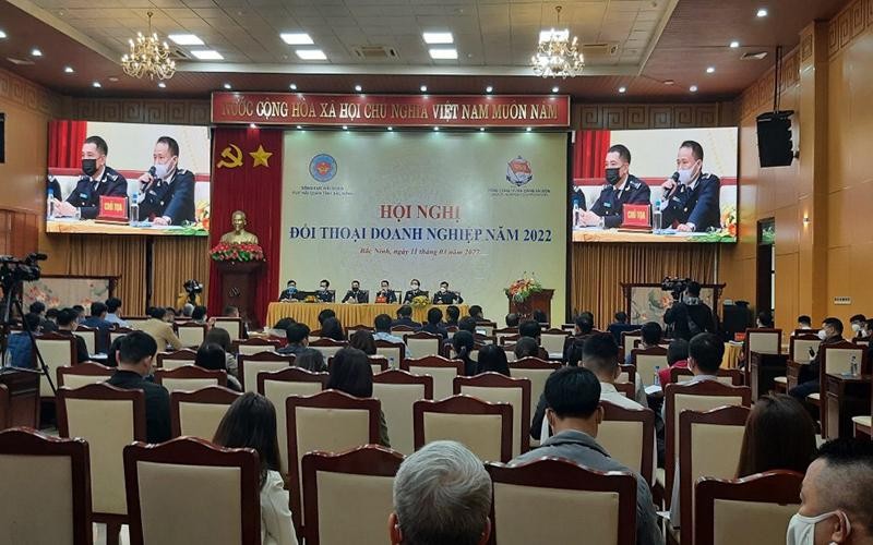 Cục Hải quan tỉnh Bắc Ninh đối thoại với doanh nghiệp để tháo gỡ khó khăn về thủ tục hành chính trong hoạt động xuất, nhập khẩu.