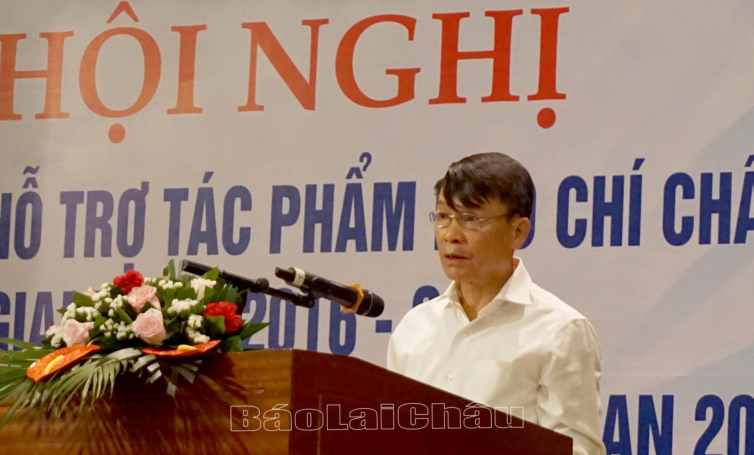 Đồng chí Nguyễn Đức Lợi - Phó Chủ tịch Thường trực Hội Nhà báo Việt Nam phát biểu khai mạc Hội nghị.