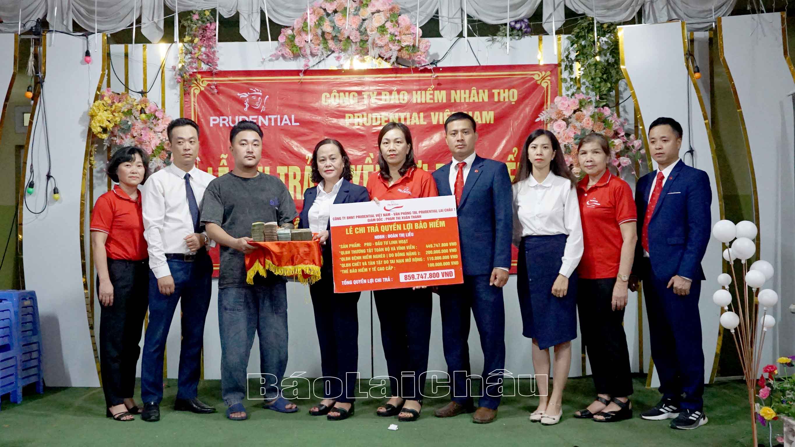 chi trả cho gia đình khách hàng.