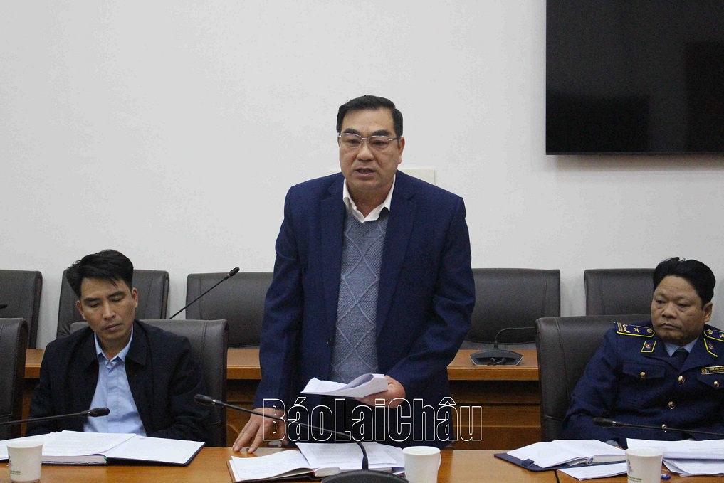 Đồng chí Nguyễn Văn Hưởng-Phó giám đốc Sở giao thông vận tải thông tin về công tác bảo đảm An toàn giao thông dịp Tết Nguyên đán 2023.