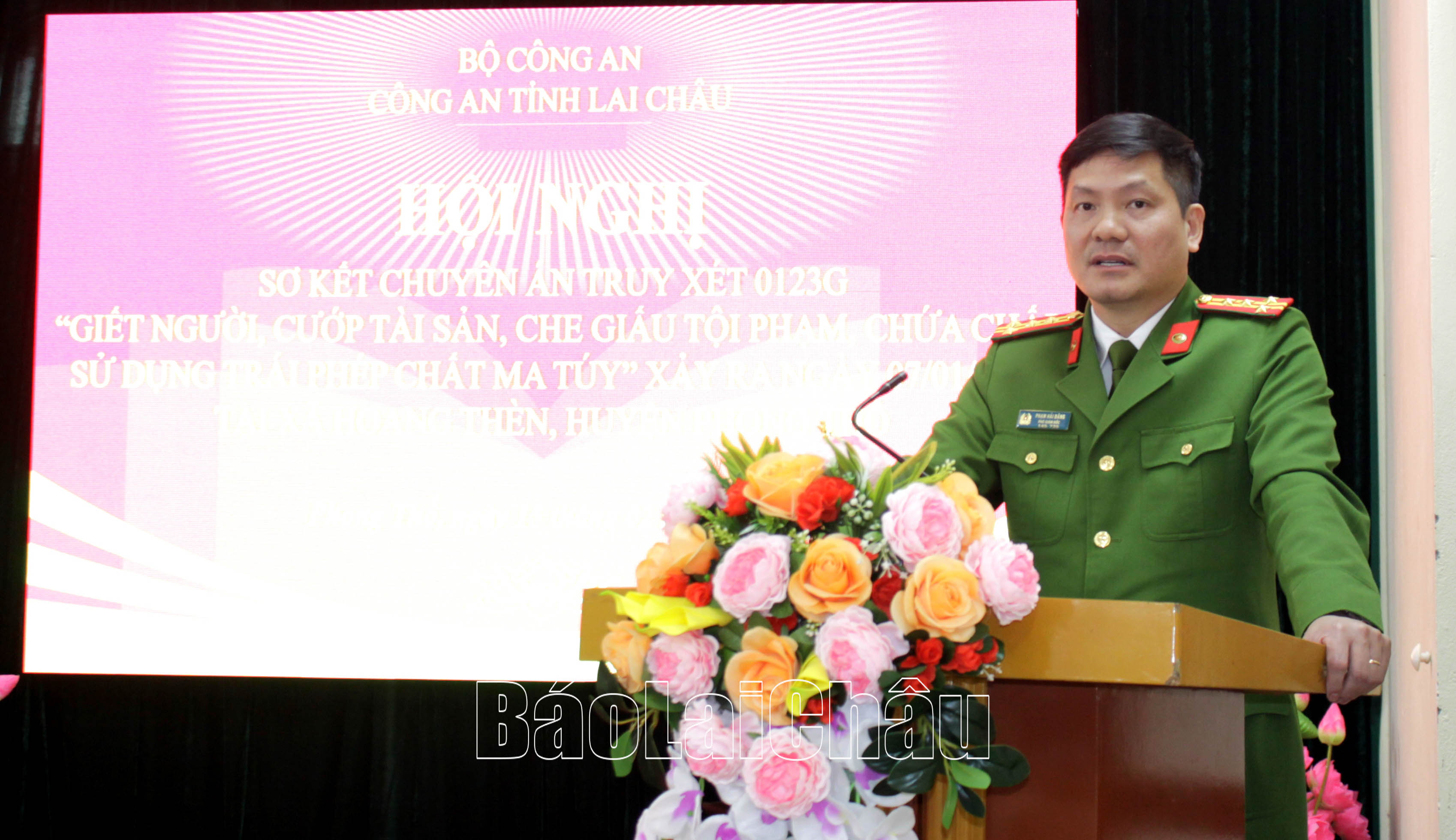 Đại tá Phạm Hải Đăng - Phó Giám đốc Công an tỉnh, Thủ trưởng Cơ quan Cảnh sát điều tra phát biểu tại Hội nghị.