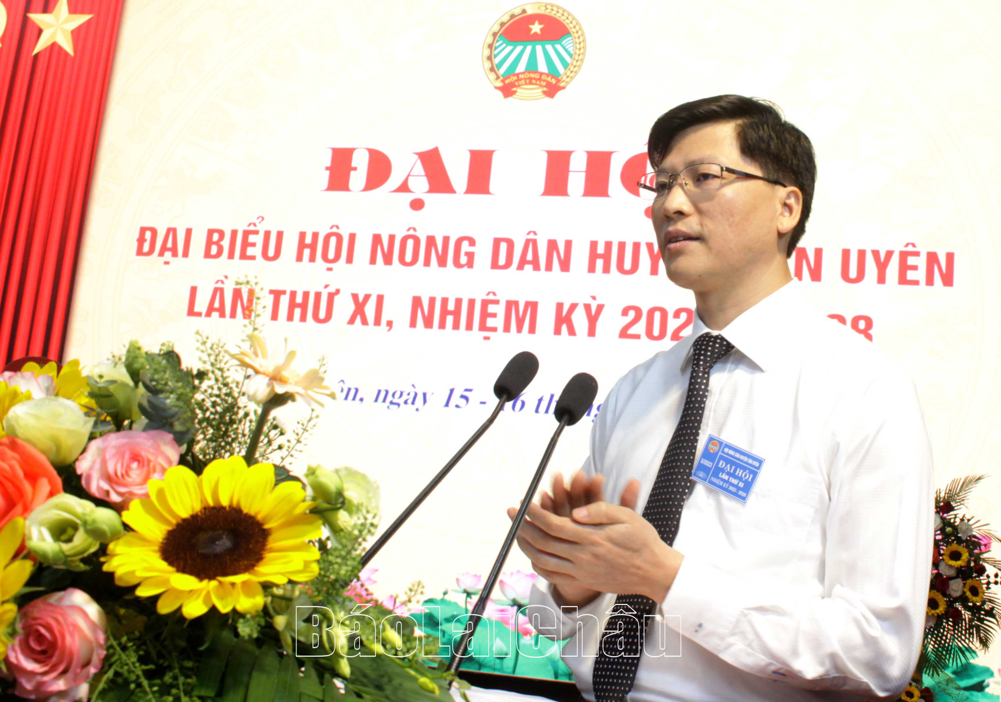 Đồng chí Bùi Huy Phương - Tỉnh ủy viên, Bí thư Huyện ủy, Chủ tịch HĐND huyện phát biểu chỉ đạo Đại hội.
