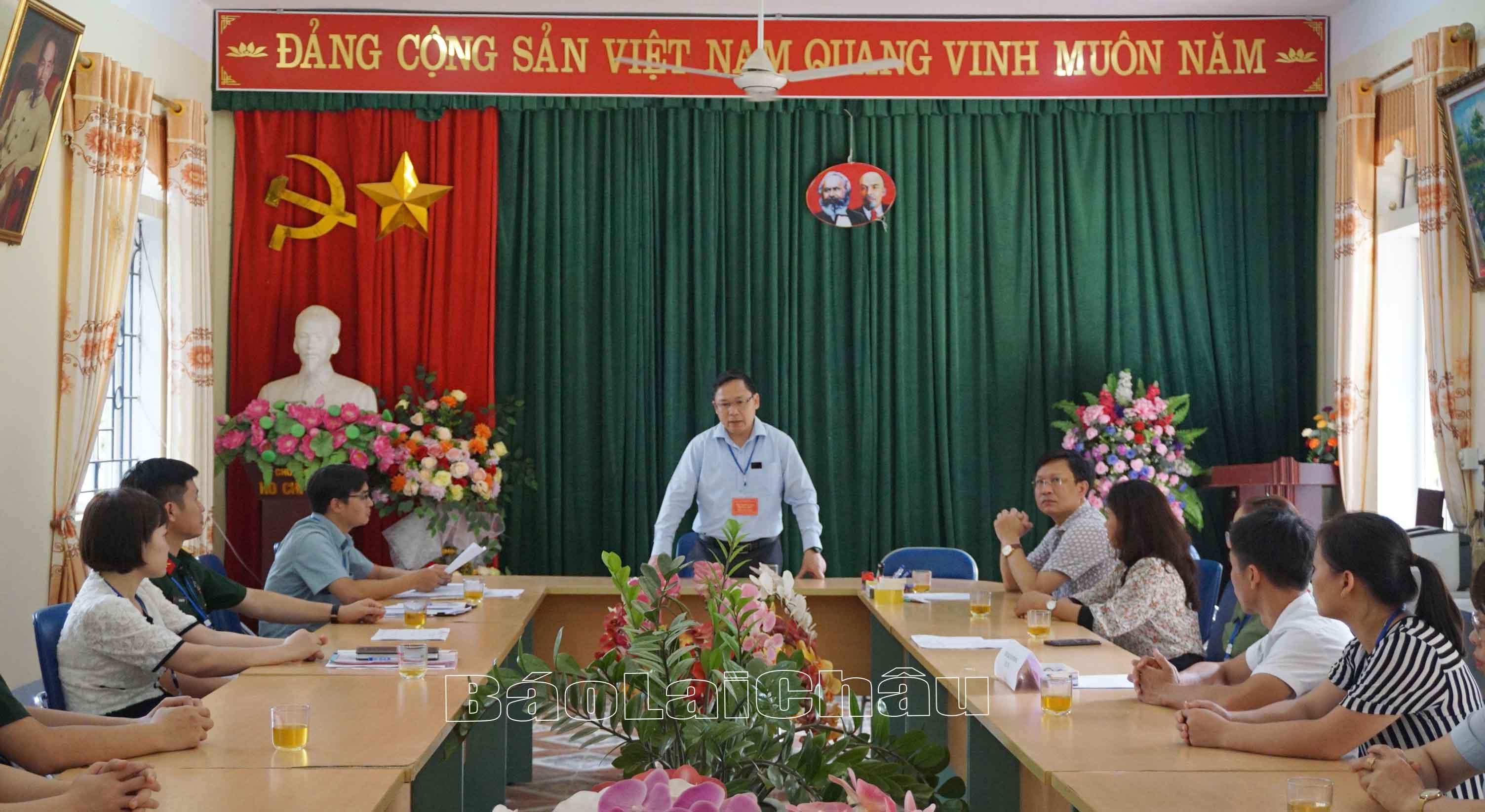 Đoàn công tác kiểm tra điểm thi PTDTNT huyện.