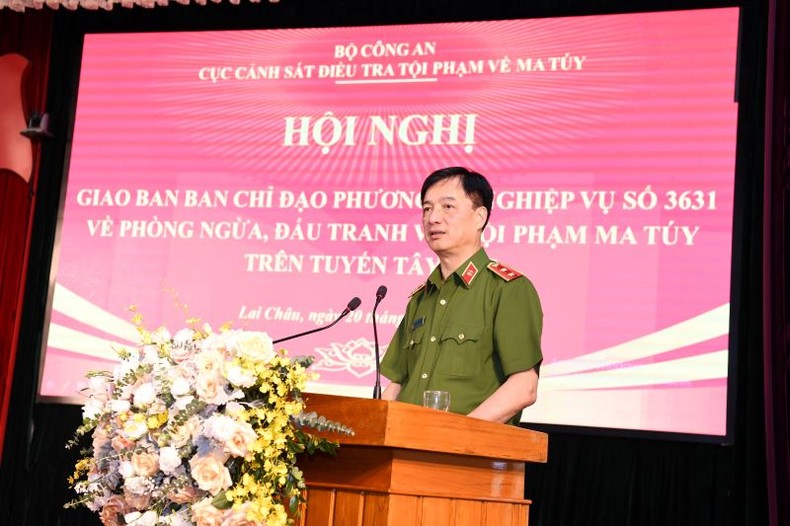 Thứ trưởng Nguyễn Duy Ngọc phát biểu chỉ đạo.