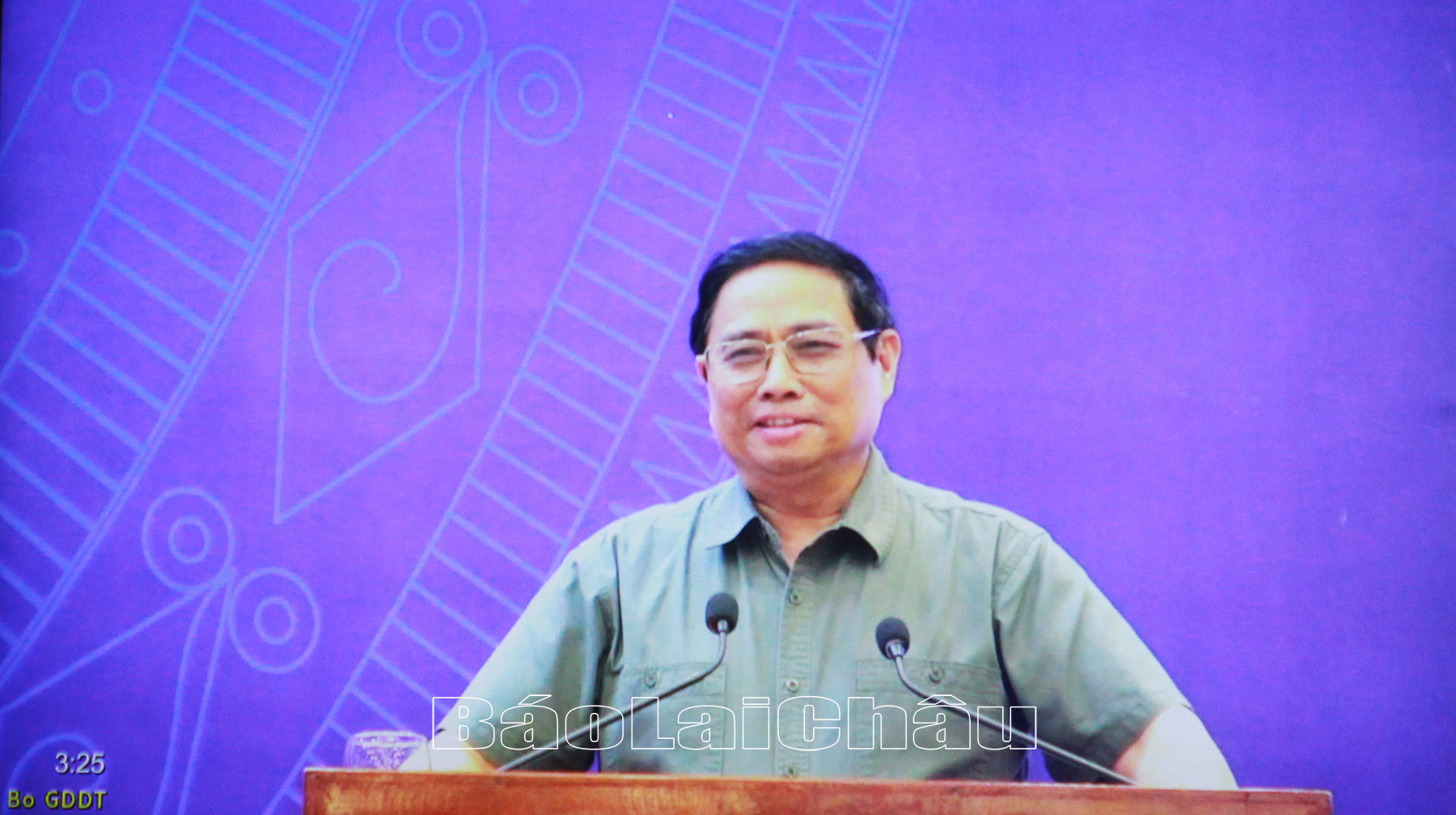 Thủ tướng Chính phủ Phạm Minh Chính phát biểu chỉ đạo tại hội nghị. 