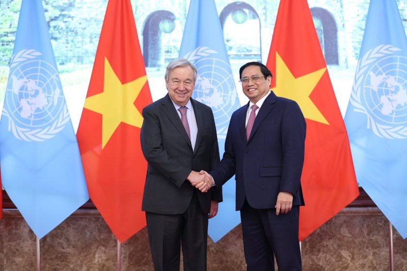 Ngày 22/10/2022, tại trụ sở Chính phủ, Thủ tướng Phạm Minh Chính tiếp Tổng Thư ký Liên Hợp Quốc (LHQ) António Guterres trong chuyến thăm chính thức Việt Nam nhân dịp kỷ niệm 45 năm Việt Nam tham gia LHQ. Ảnh: VGP 