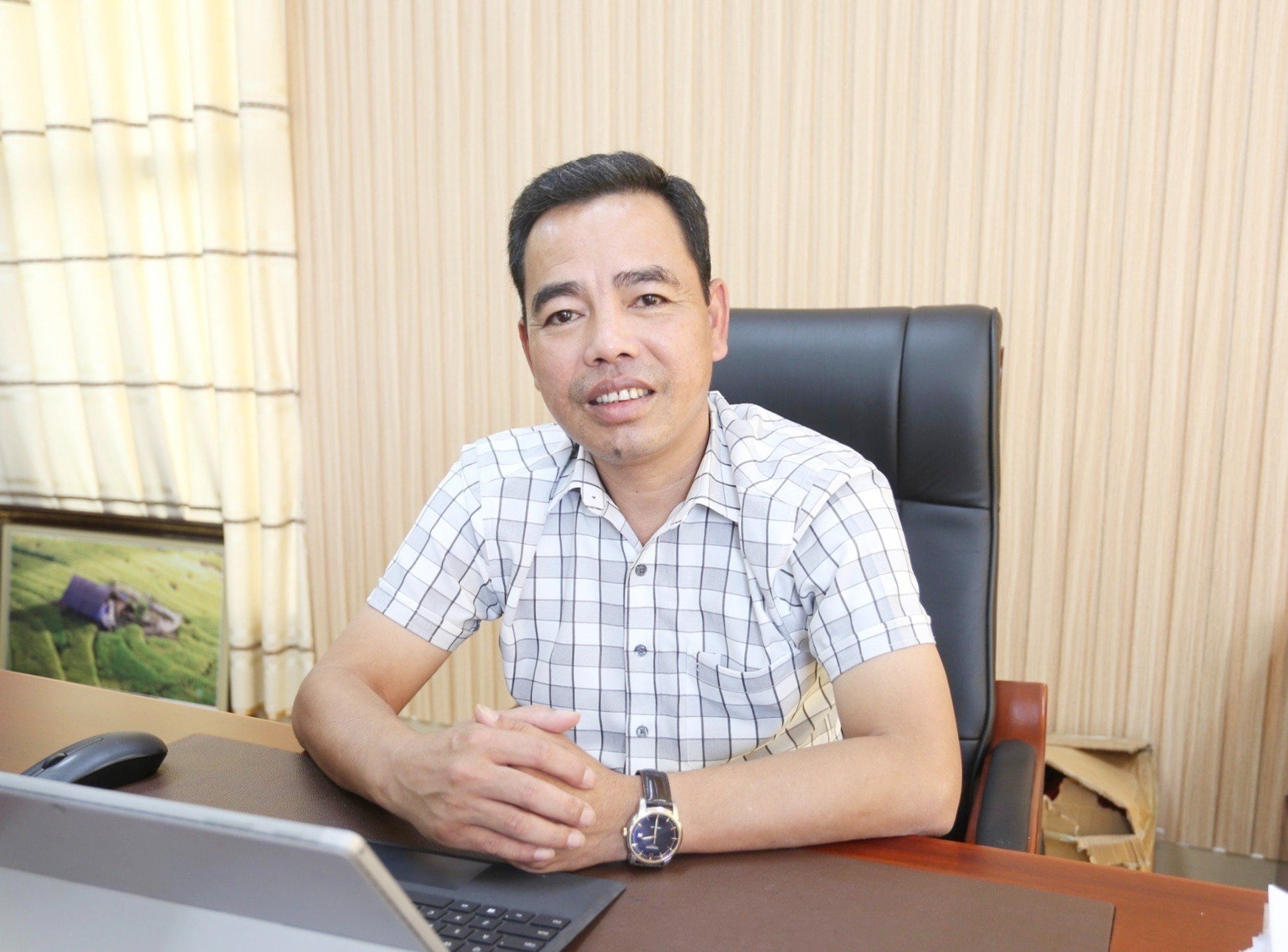 Ông Nguyễn Minh Hiệu - Giám đốc Sở Thông tin và Truyền thông trả lời phóng viên Cổng thông tin điện tử Bộ Thông tin và Truyền thông