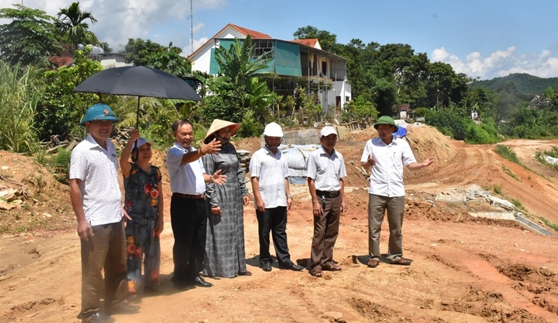 Người có uy tín tích cực tuyên truyền về các mô hình phát triển kinh tế ở địa phương 