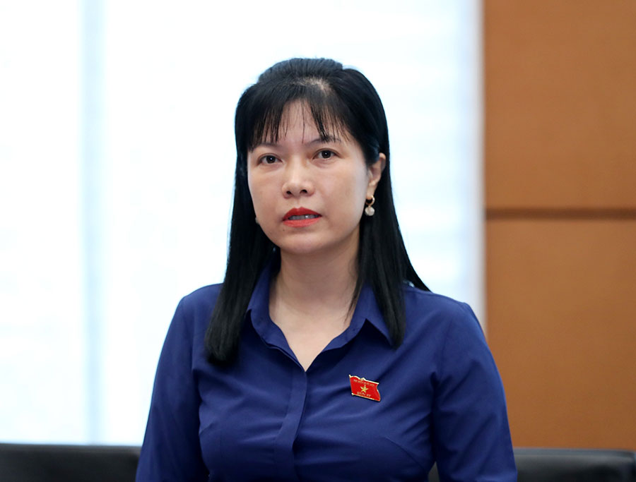 Đồng chí Tạ Thị Yên, Phó trưởng Ban Công tác đại biểu, ĐBQH tỉnh Điện Biên.