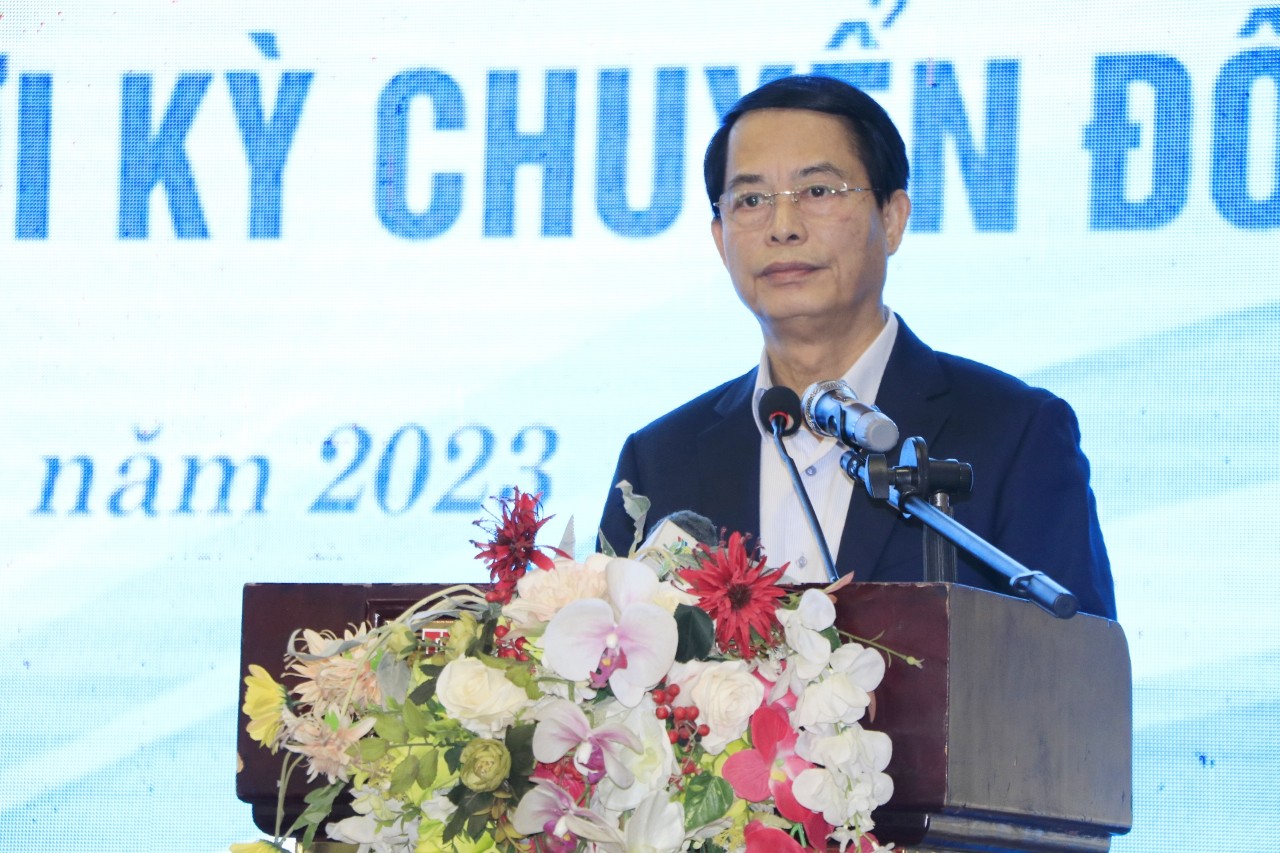 Đại tá Nguyễn Ngọc Khánh, Nguyên Phó Chủ nhiệm chuyên trách Ủy ban kiểm tra Đảng ủy Tổng cục 5, Bộ Công an phát biểu tại Hội nghị