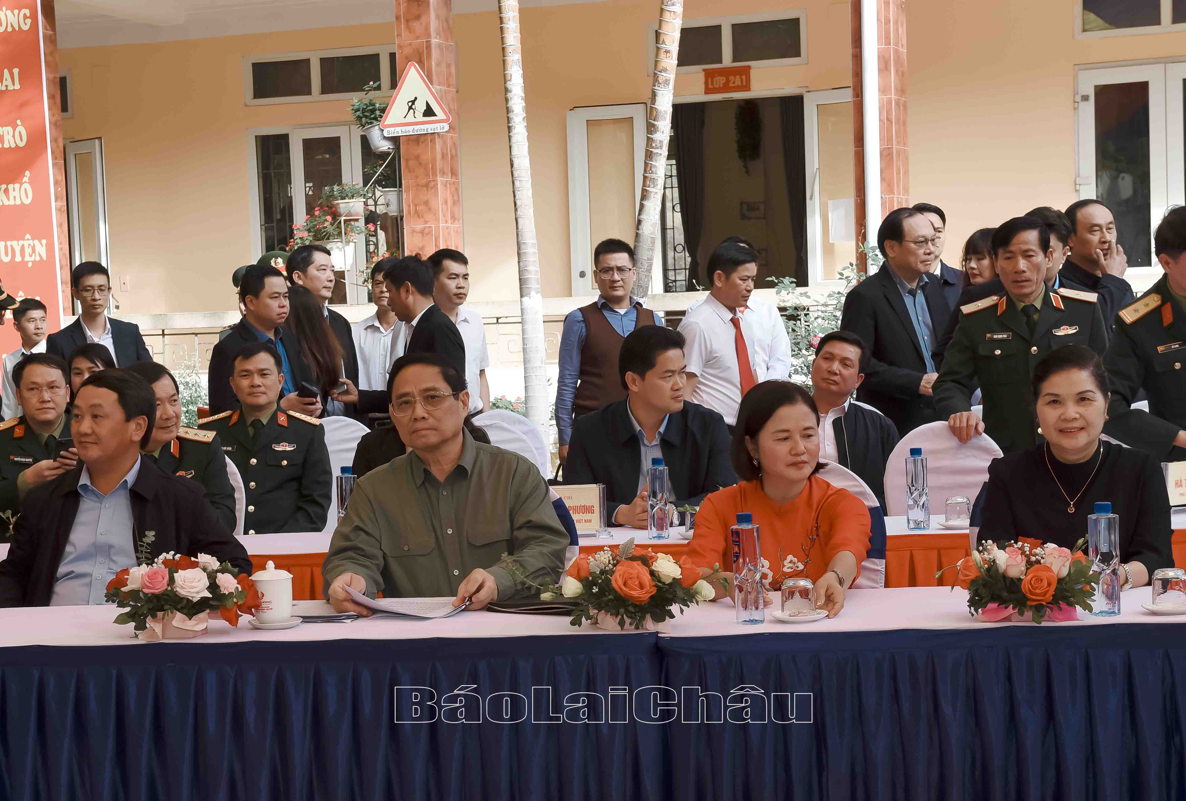 lãnh đạo