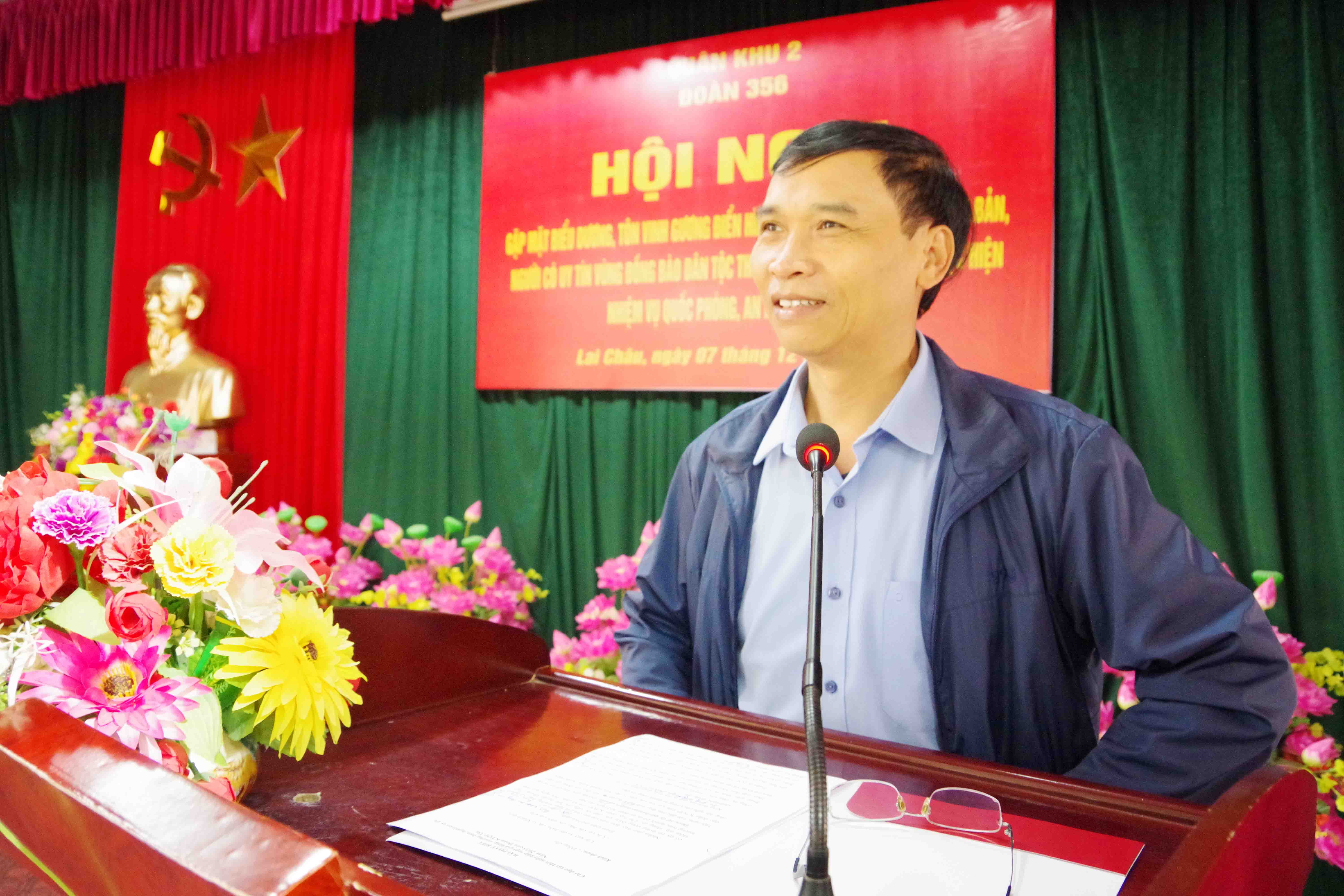 Đồng chí Nguyễn Văn Thanh – Phó Bí thư Thường trực Huyện ủy Phong Thổ phát biểu tại hội nghị.