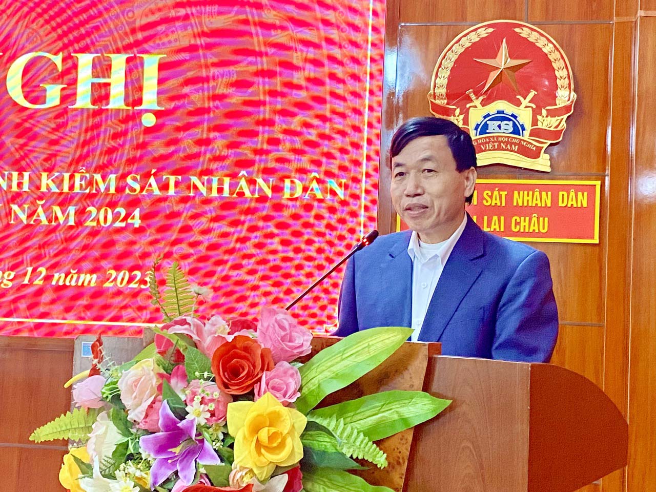 Đồng chí Lê Văn Lương – Phó Bí thư Tỉnh ủy, Chủ tịch UBND tỉnh phát biểu chỉ đạo tại hội nghị. 