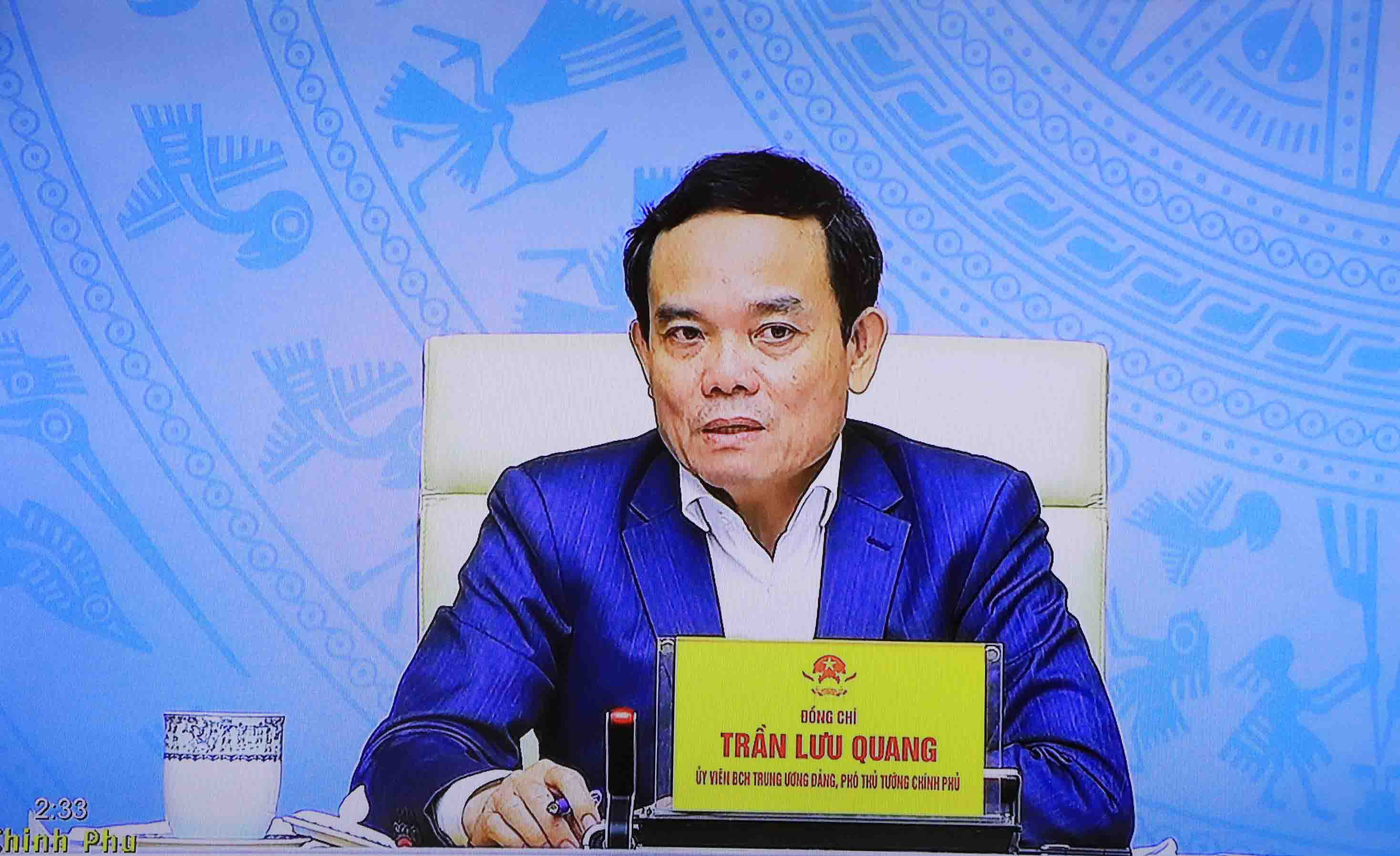 Phó Thủ tướng Chính phủ Trần Lưu Quang – Chủ tịch Ủy ban ATGT Quốc gia chủ trì hội nghị. 