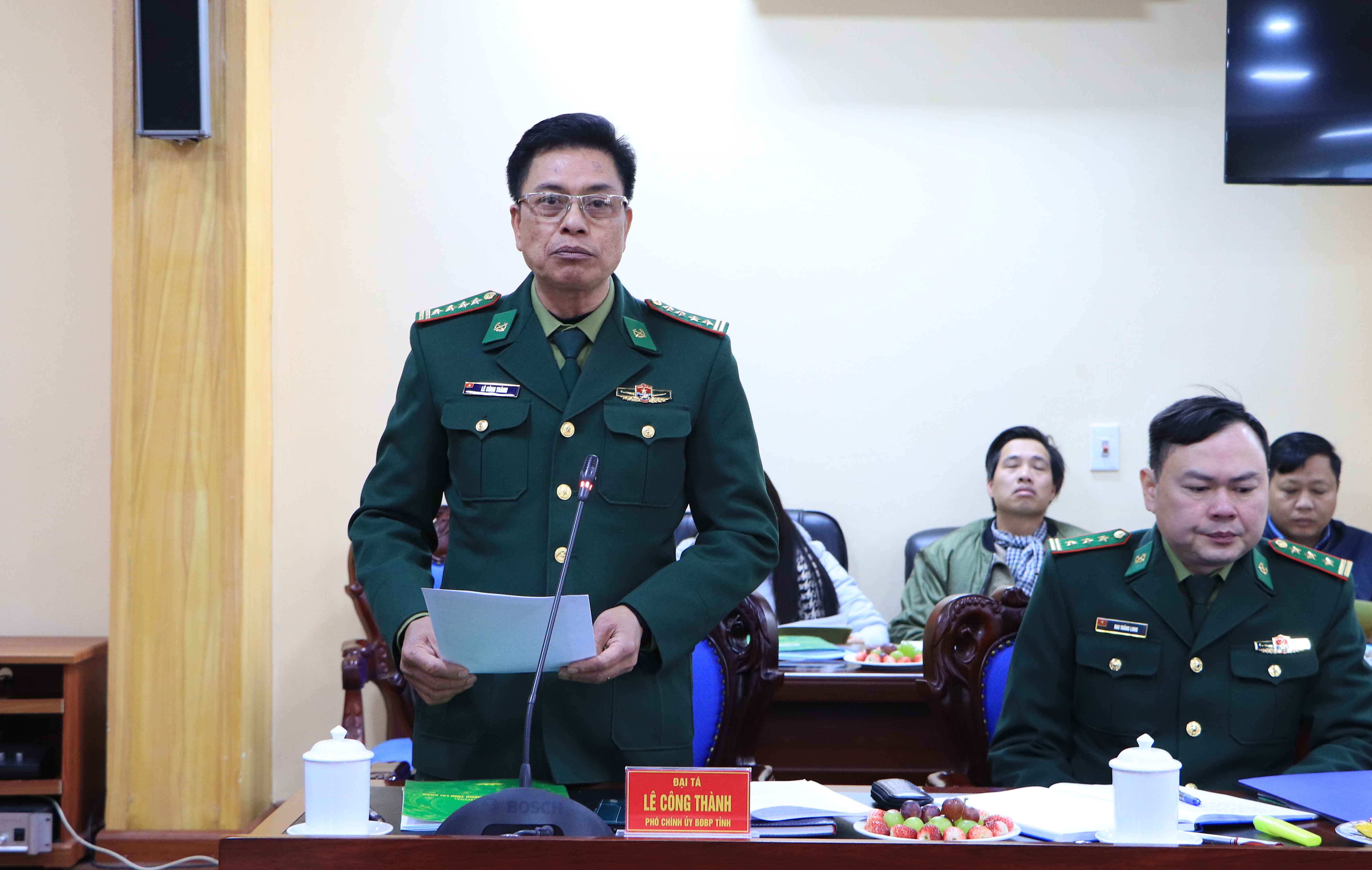 Đại tá Lê Công Thành – Phó Chính ủy Bộ Chỉ huy Bộ đội Biên phòng tỉnh thông tin kết quả công tác phối hợp tuyên truyền giữa Bộ Chỉ huy BĐBP tỉnh với các cơ quan thông tấn báo chí.
