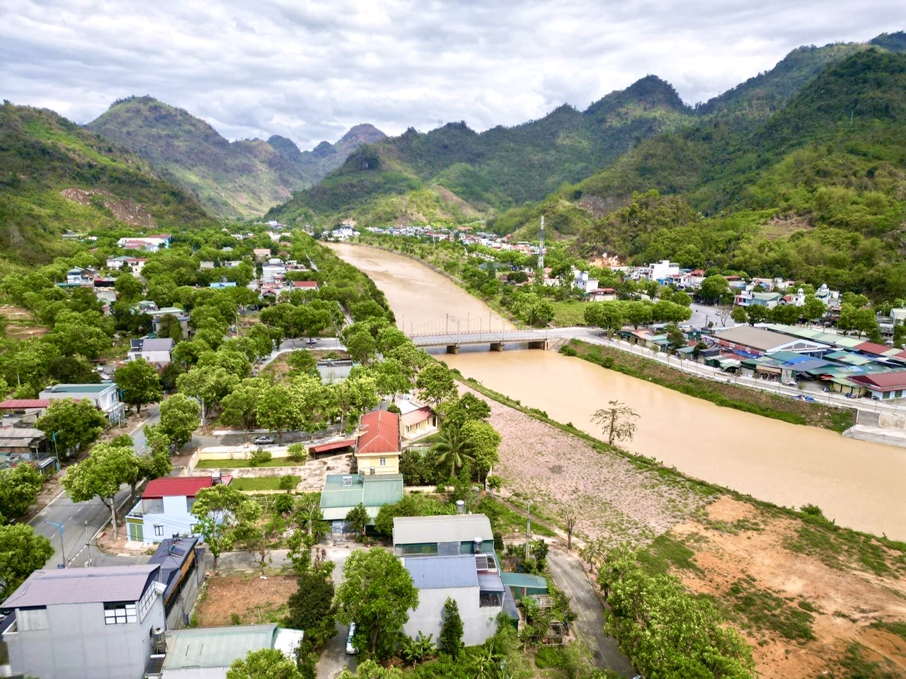 Huyện Phong Thổ đang từng ngày khoác lên mình diện mạo mới.