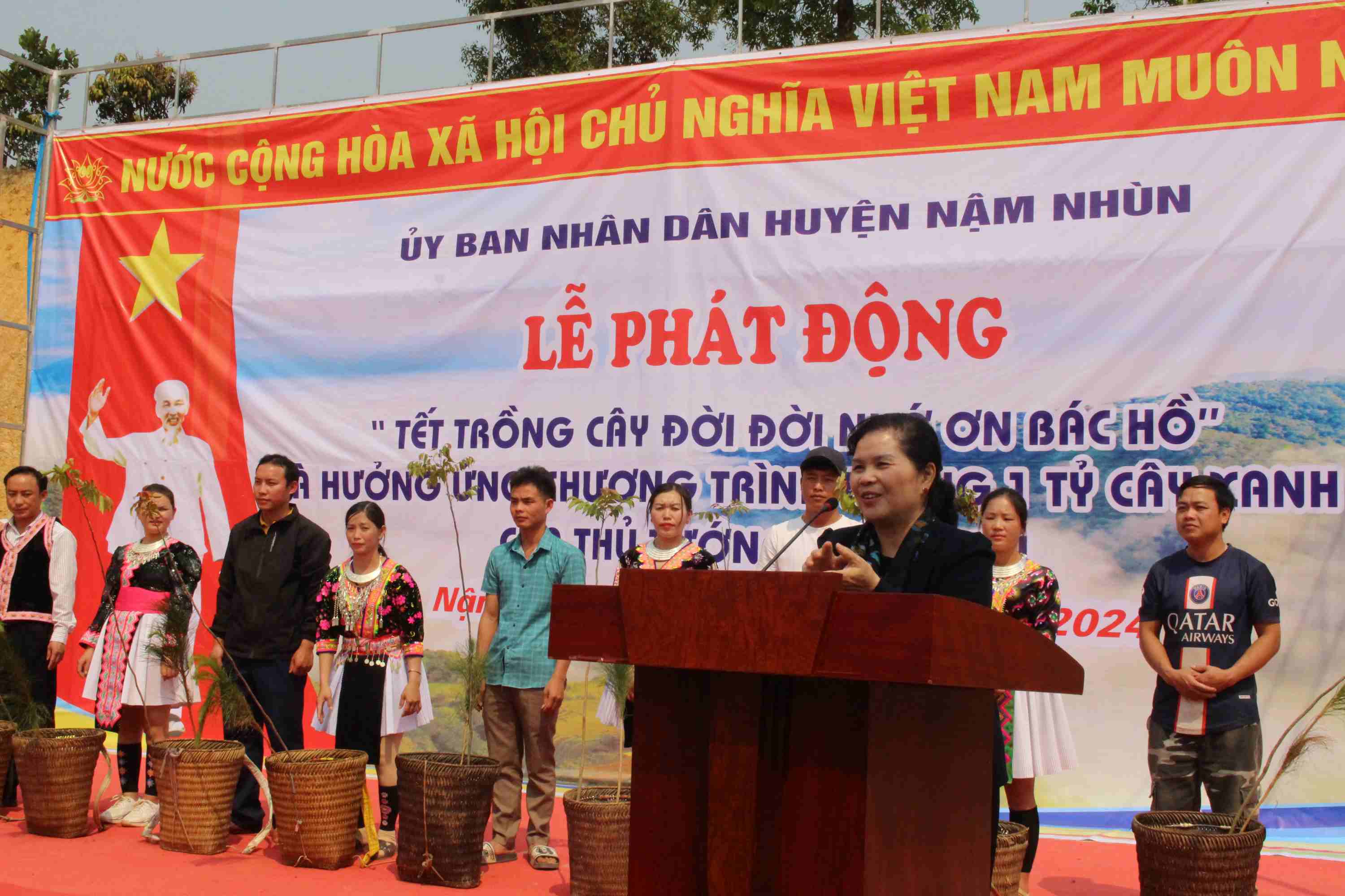 Đồng chí Giàng Páo Mỷ phát biểu chỉ đạo tại Lễ phát động trồng cây.
