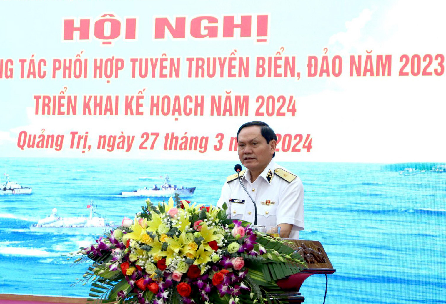 . Chuẩn Đô đốc Phạm Văn Luyện, Phó Chủ nhiệm Chính trị Hải quân phát biểu