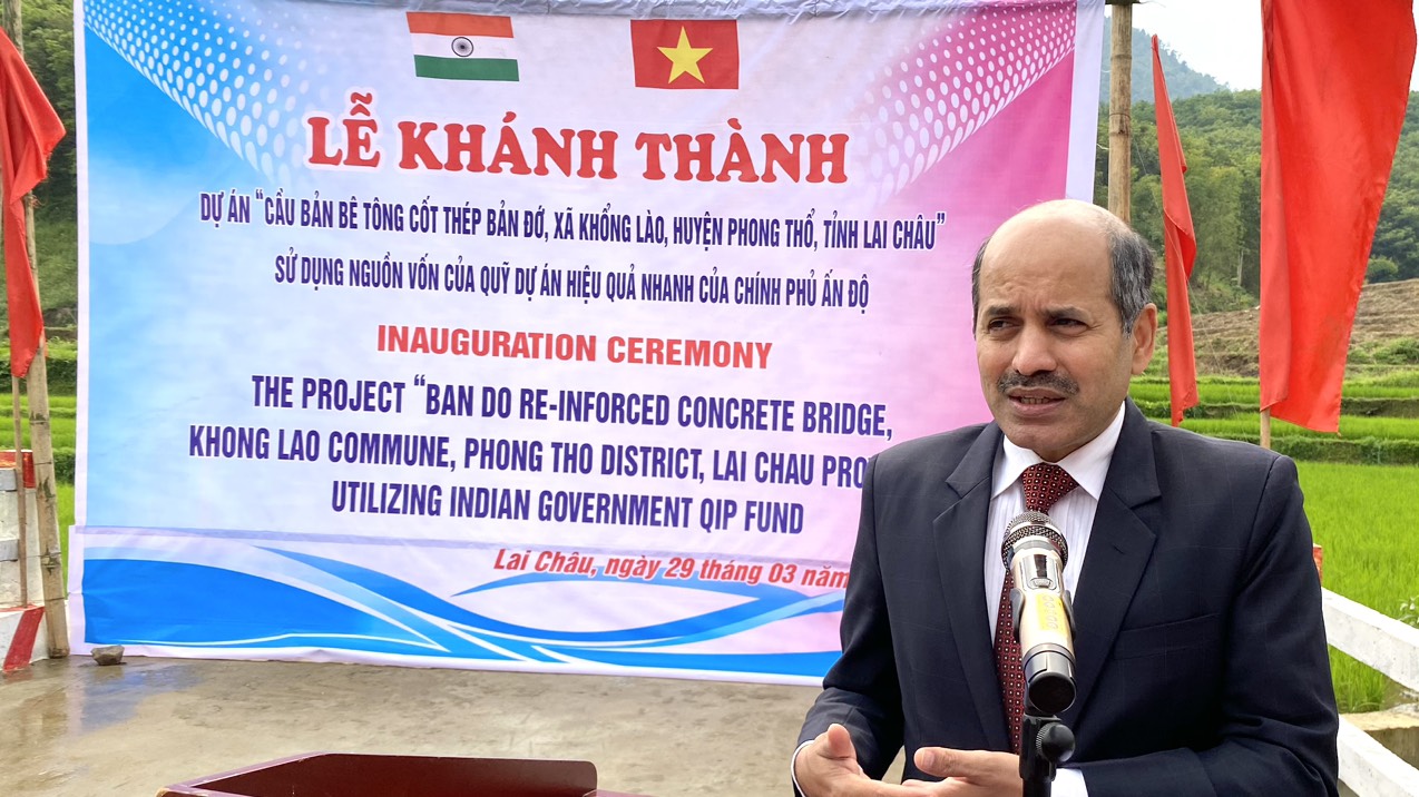 Đồng chí Sandeep Arya - Đại sứ Đặc mệnh toàn quyền Cộng hòa Ấn Độ tại Việt Nam phát biểu tại buổi lễ.