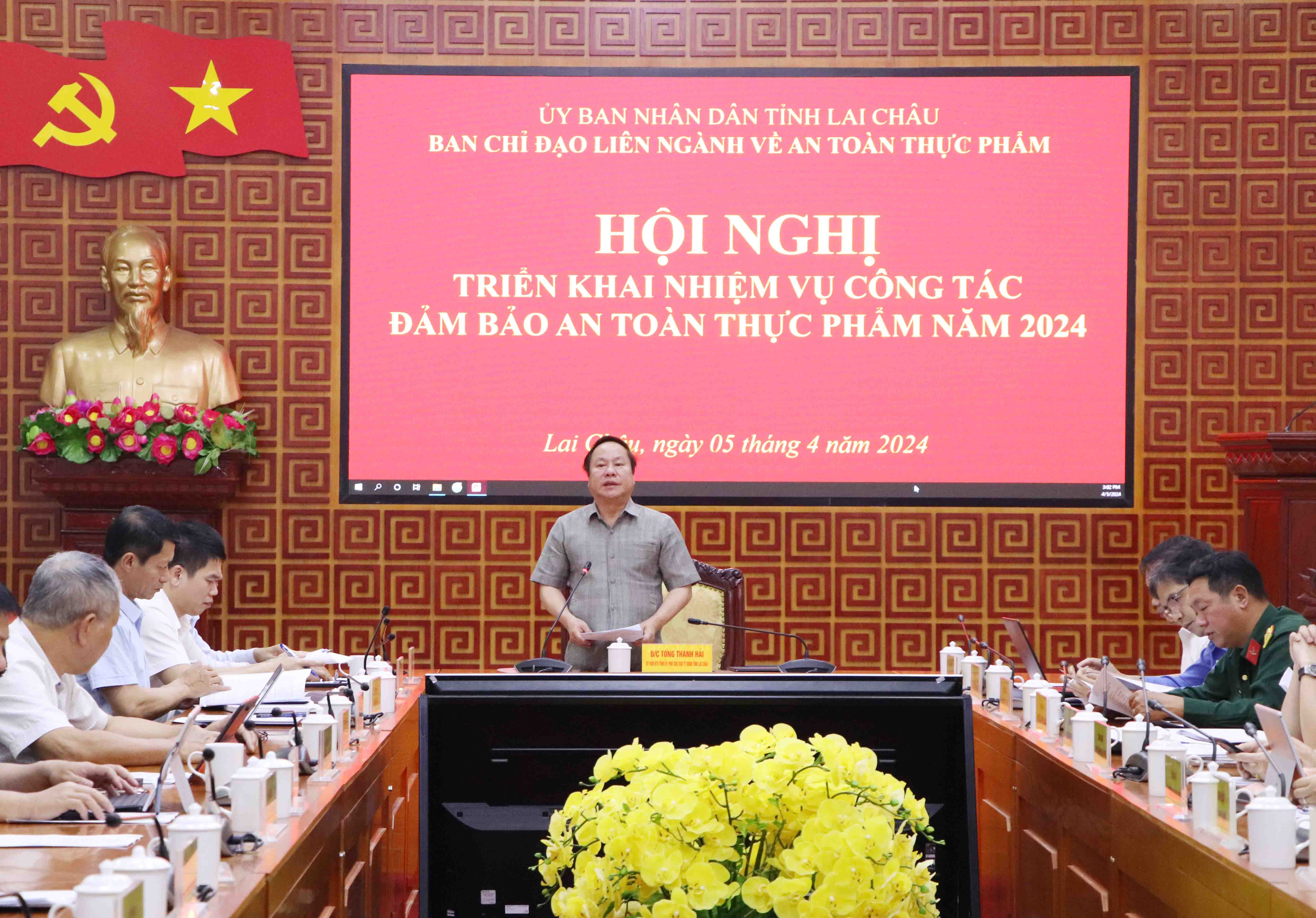 Đồng chí Tống Thanh Hải – Ủy viên Ban Thường vụ Tỉnh ủy, Phó Chủ tịch Thường trực UBND tỉnh phát biểu kết luận hội nghị. 