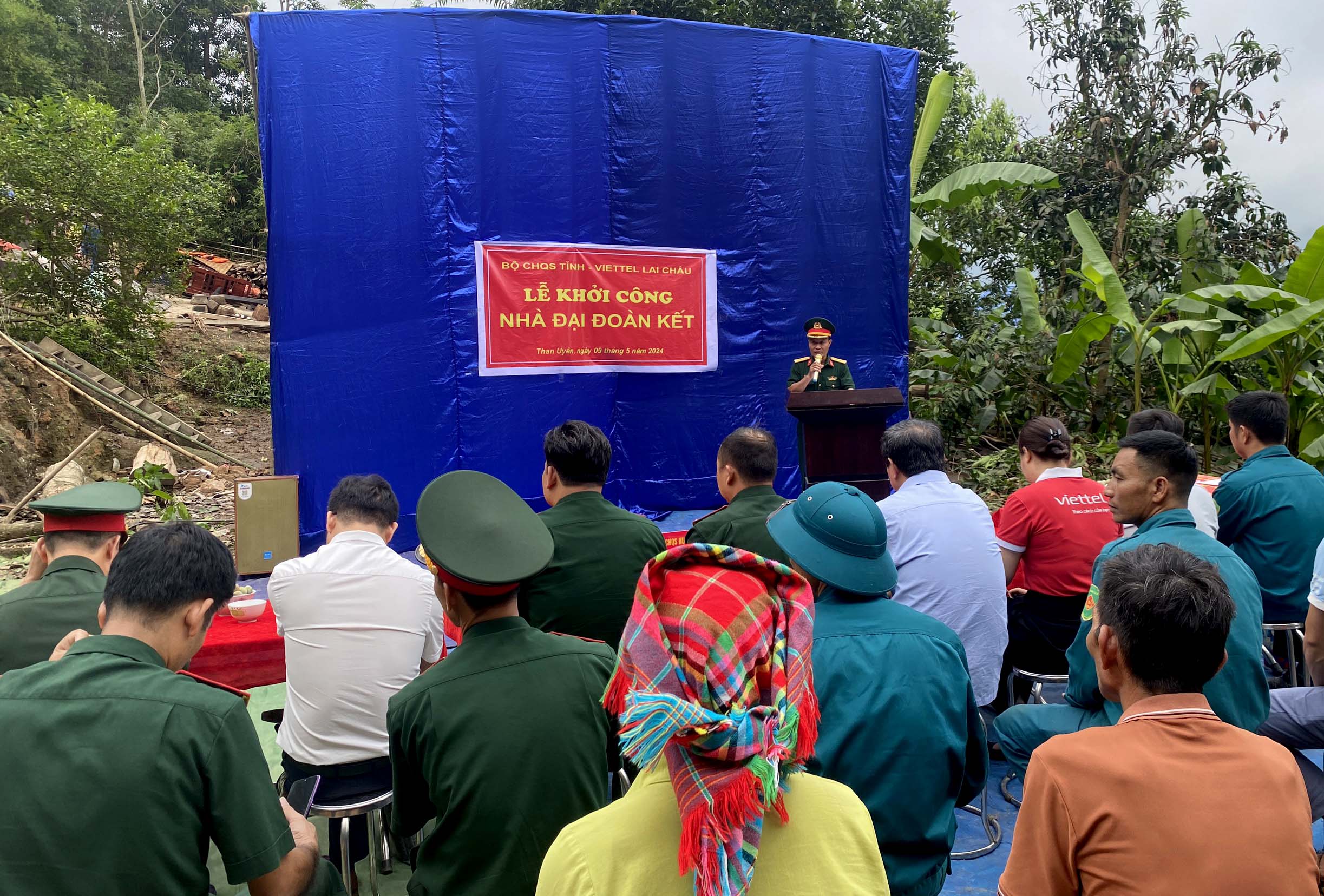 Quang cảnh buổi lễ. 
