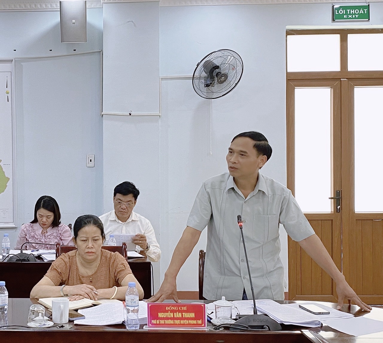 Đồng chí Nguyễn Văn Thanh – Phó Bí thư Thường trực Huyện ủy Phong Thổ phát biểu chỉ đạo hội nghị.