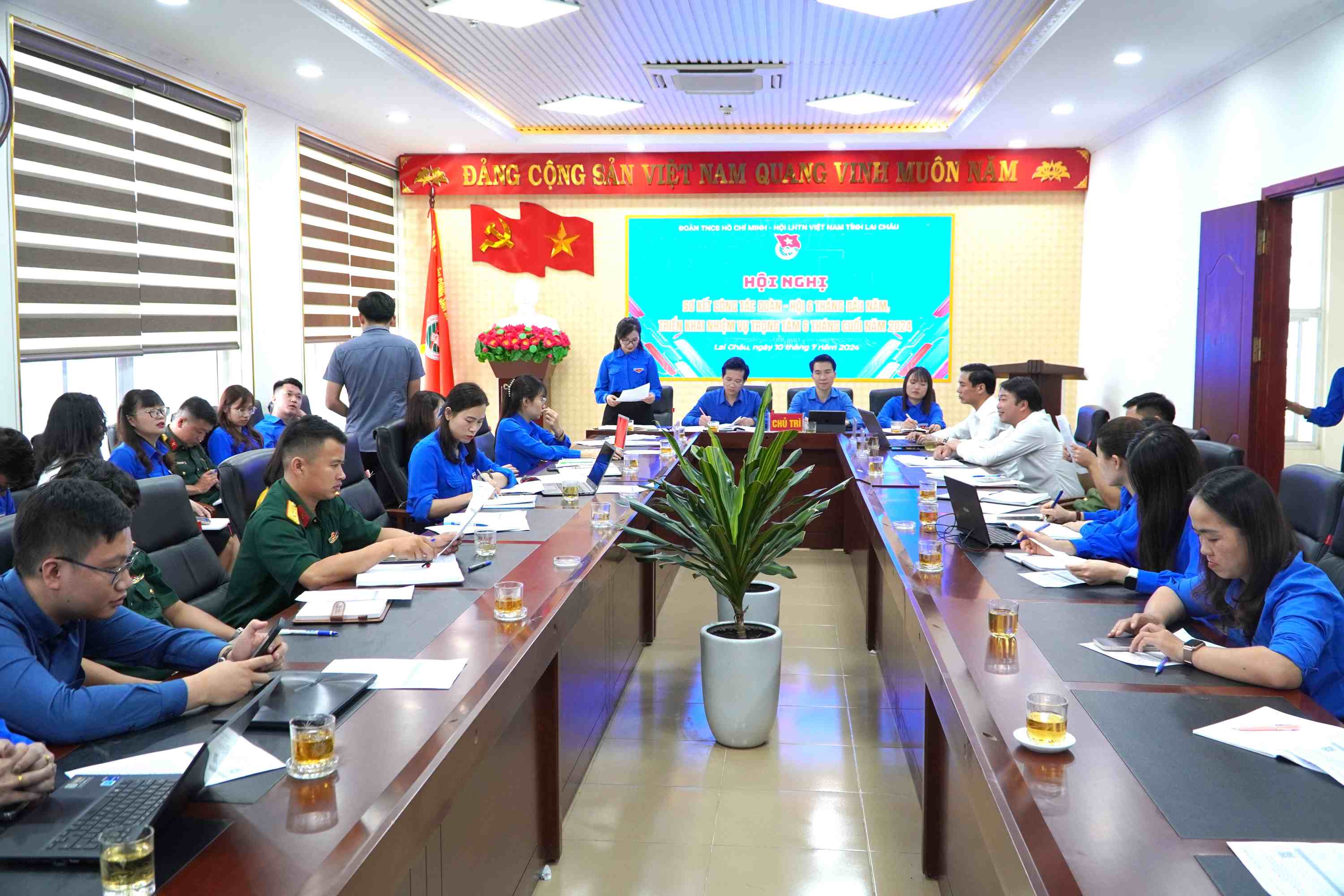 Quang cảnh hội nghị.