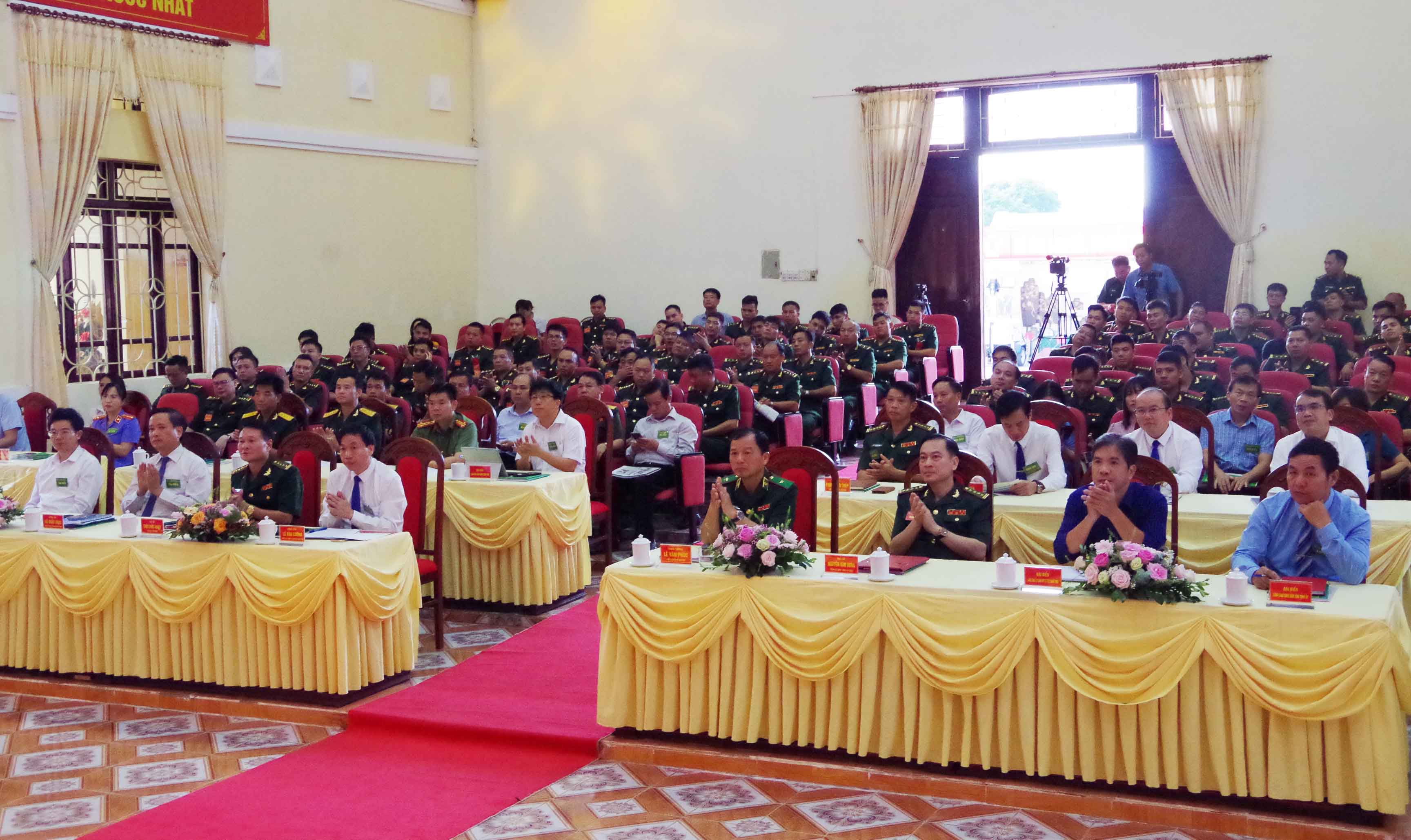 Đại biểu dự Đại hội.