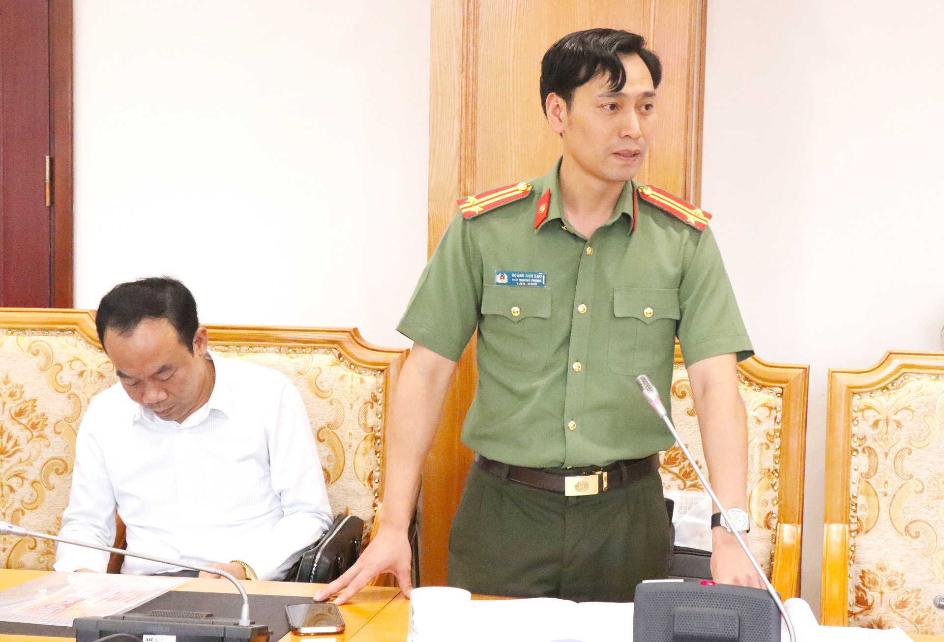 Đại diện Công an tỉnh phát biểu.