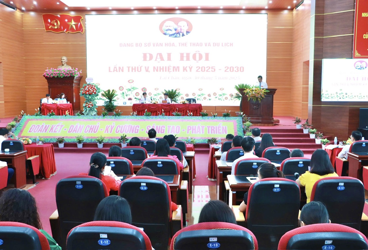 Quang cảnh đại hội.