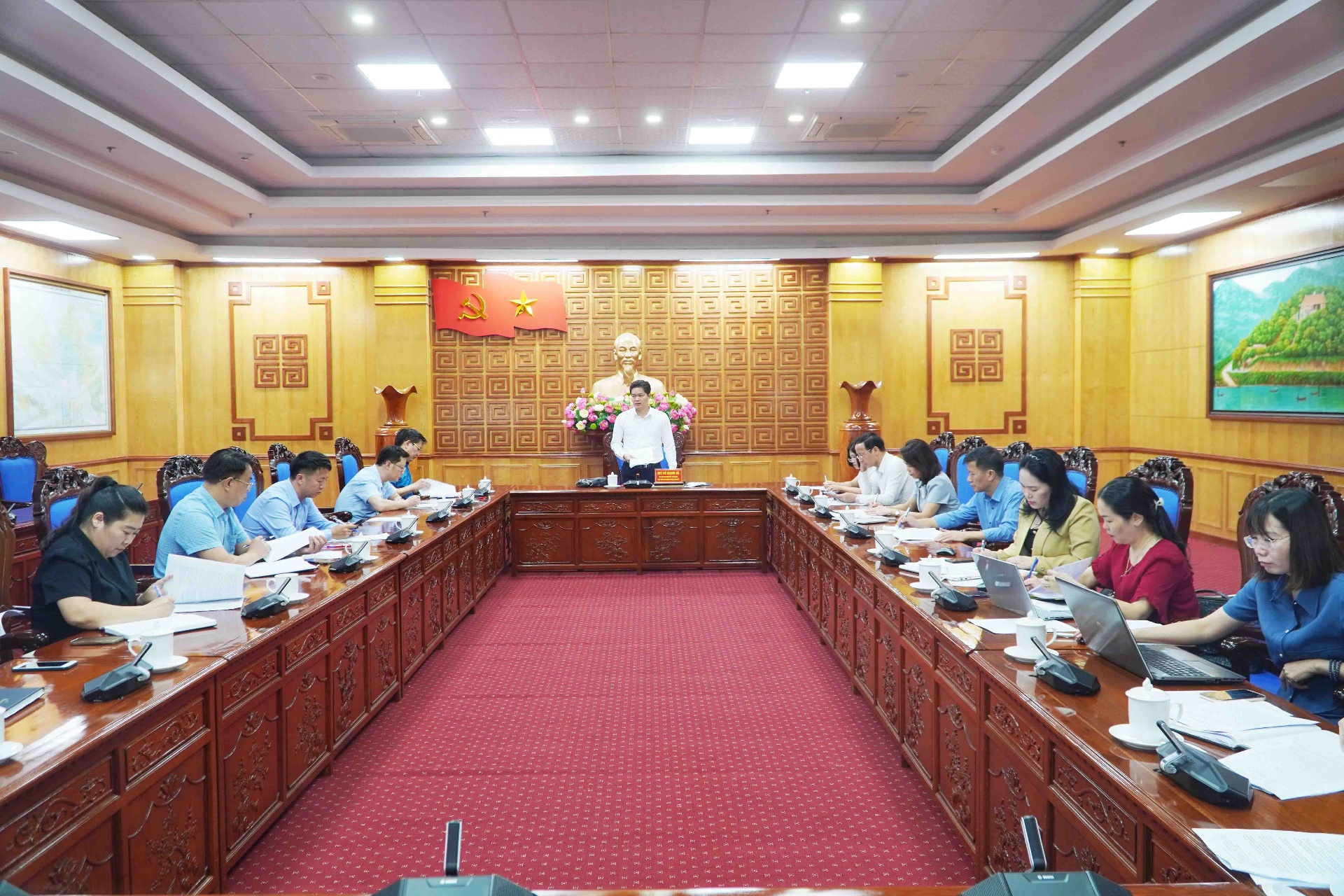 Đồng chí Vũ Mạnh Hà - Ủy viên dự khuyết Ban chấp hành Trung ương Đảng, Phó Bí thư Thường trực Tỉnh uỷ phát biểu kết luận Hội nghị.