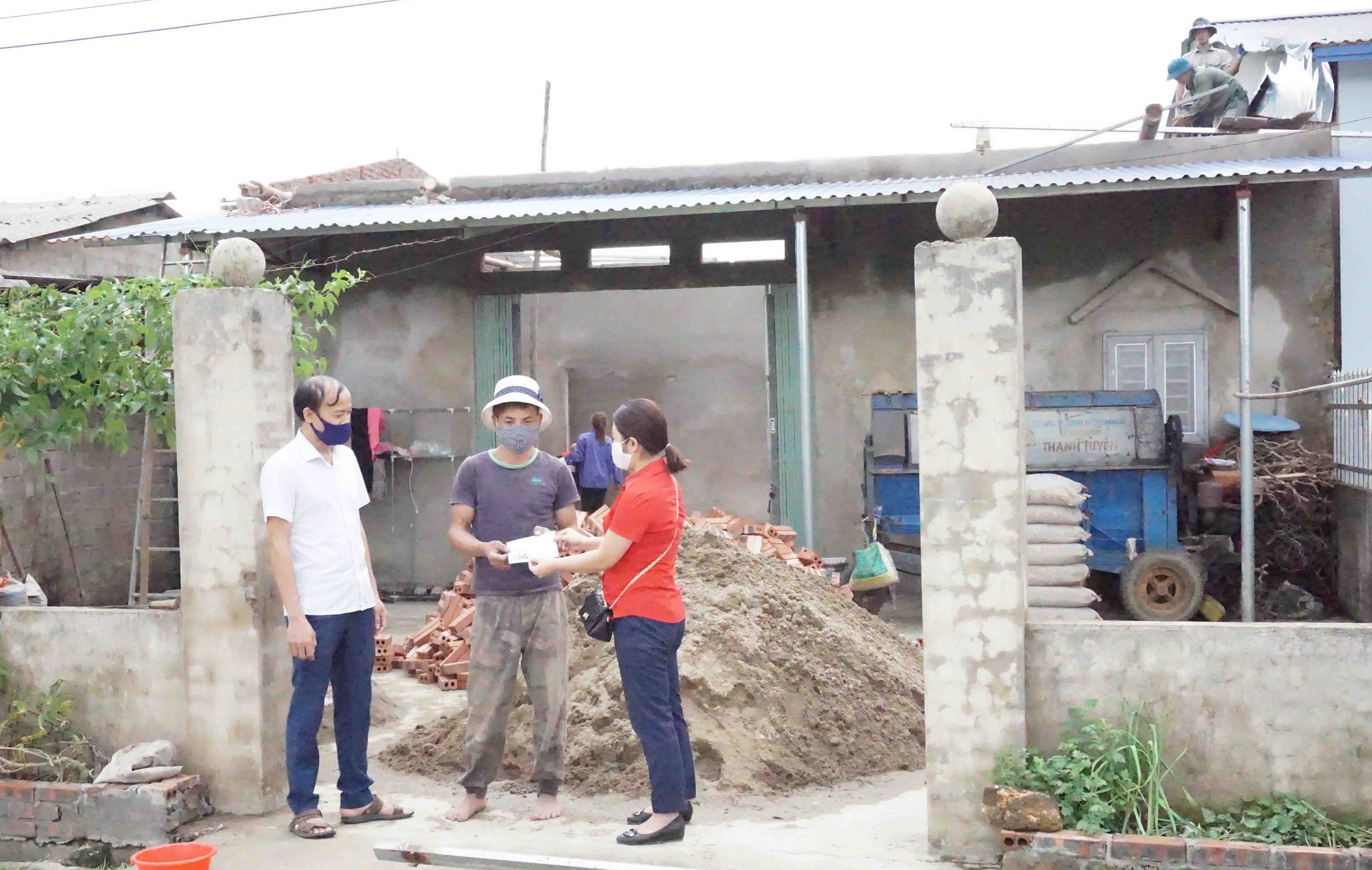 cán bộ
