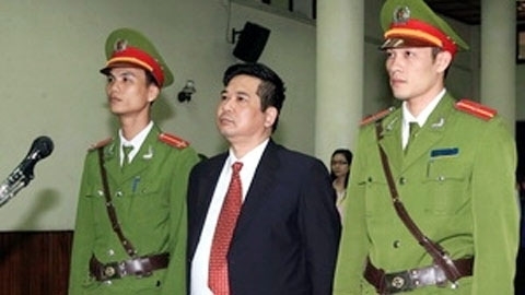 Cù Huy Hà Vũ thời điểm bị xét xử. Ảnh: TTXVN.
