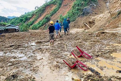 Nhiều đối tượng lợi dụng đợt lũ lụt lịch sử diễn ra ở miền Trung để kích động, chống phá . (Ảnh: Người dân cung cấp)