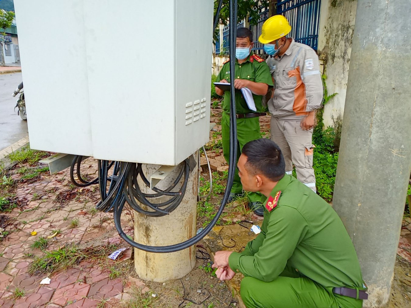 CA TP kiển tra hiện trường
