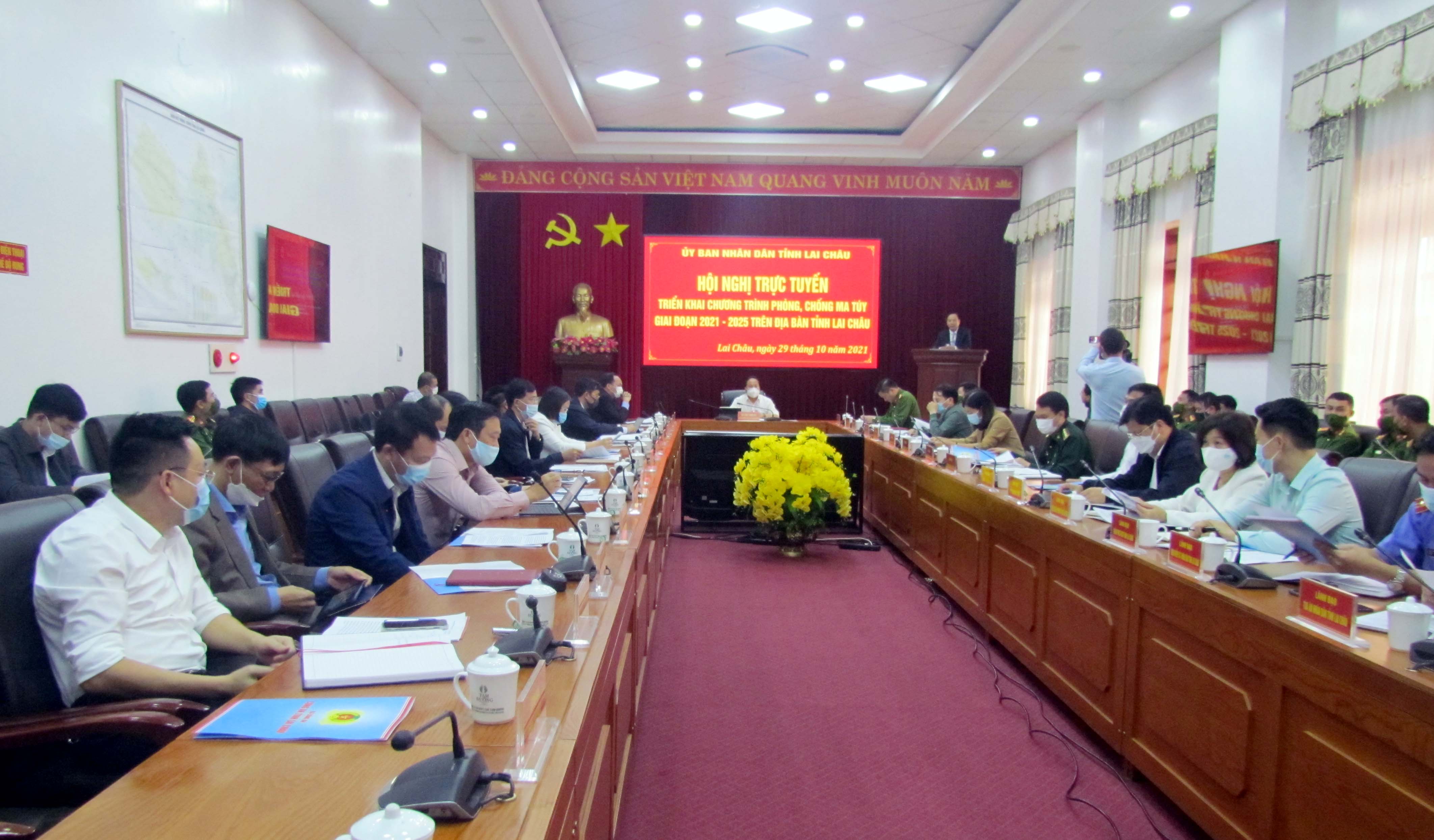 Quang cảnh Hội nghị.