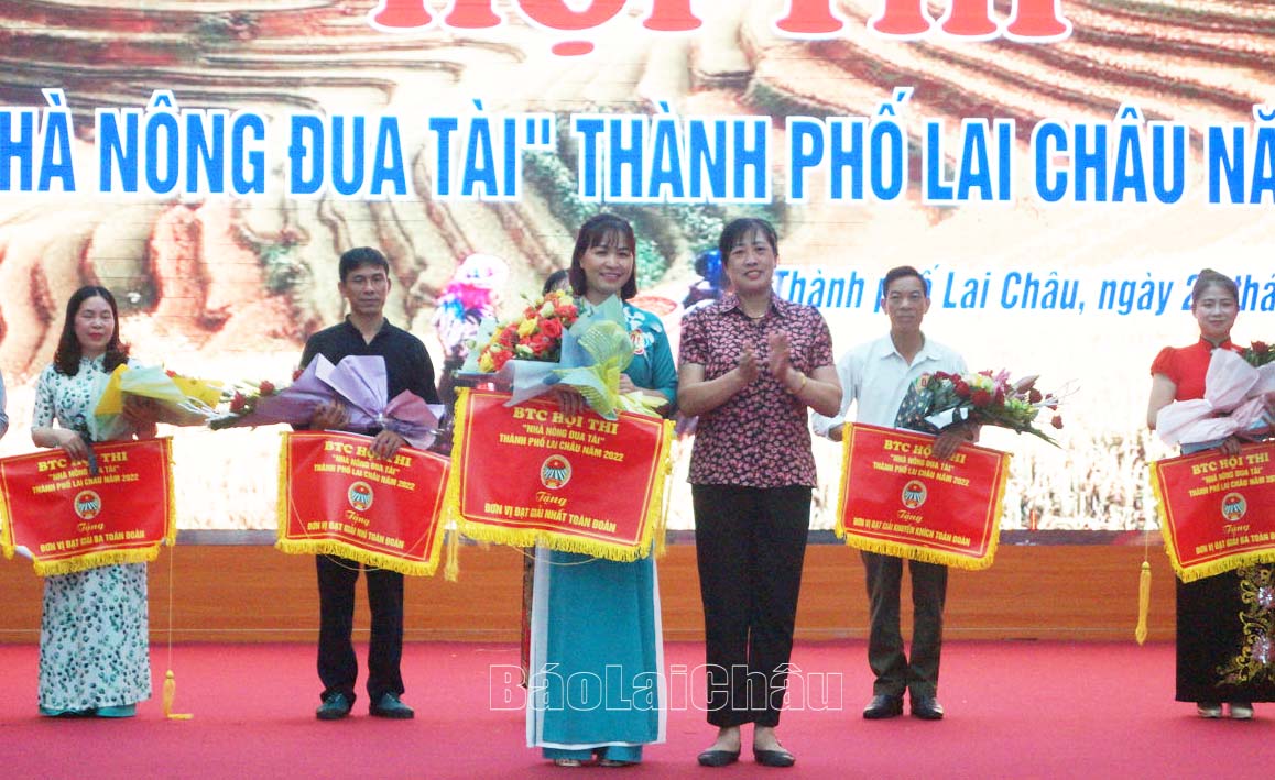 hà Thị Phú